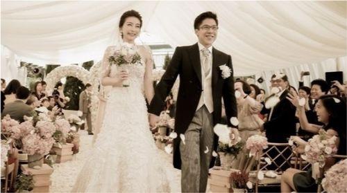 郭晶晶霍启刚结婚视频,爱情与豪门完美融合